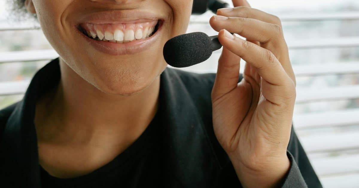 How to Build an AI Chatbot for Your Website in 2025: The Ultimate Guide